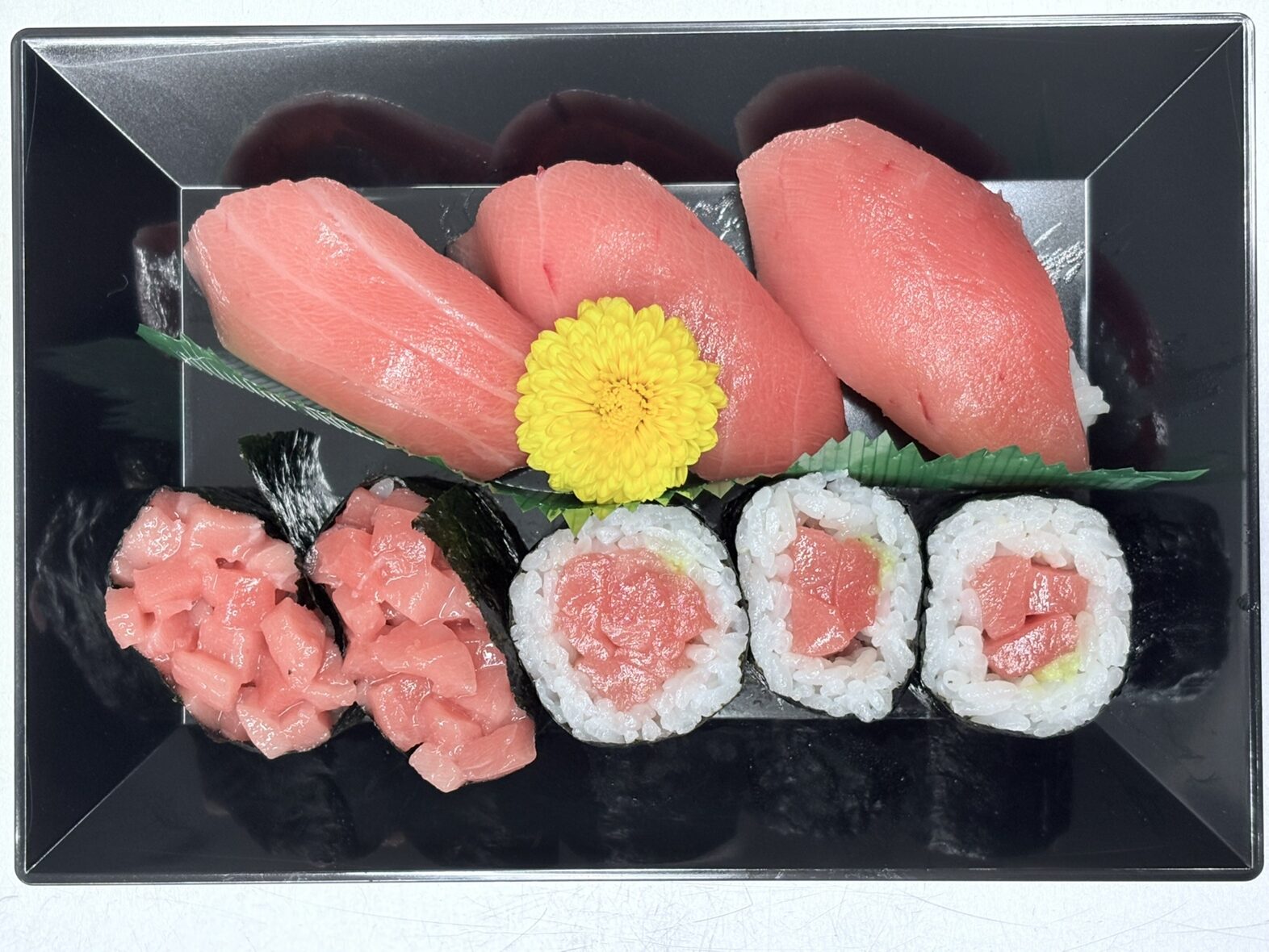 本マグロづくし